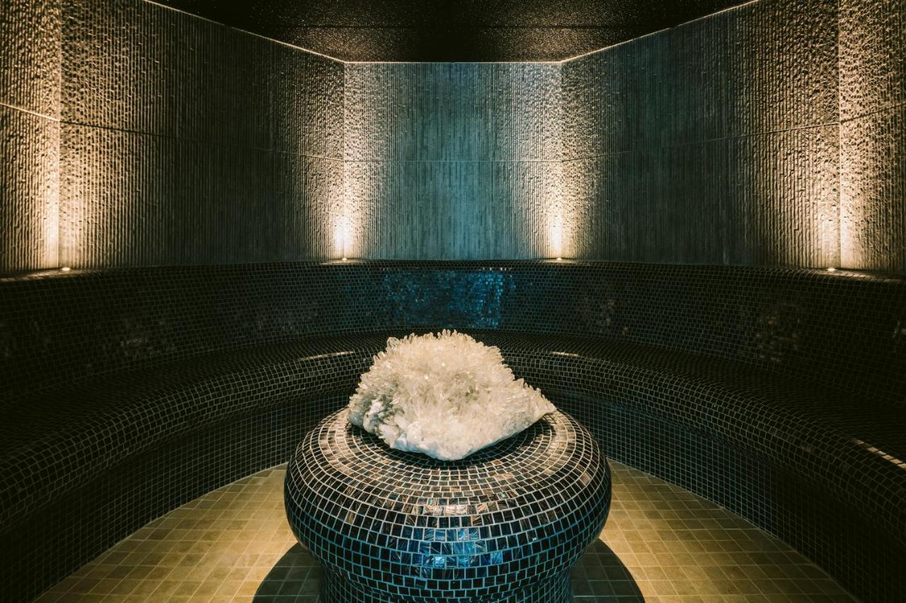 Boringdon Hall Hotel And Spa Plymouth Eksteriør bilde The Crystal Room